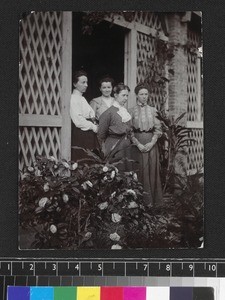 English Presbyterian women missionaries, Quanzhou, China, ca. 1906 - 1920