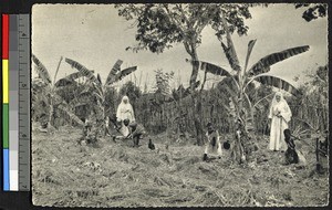 Preparing the garden, Kahemba Mission, Congo, ca.1920-1940