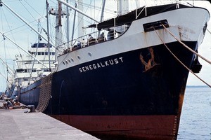 Departure for Cameroon with Senegalkust, African coast, 1964