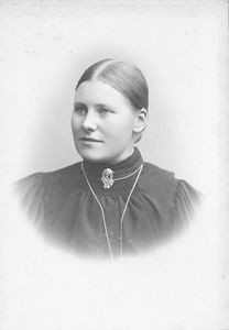 Marie Louise Kathrine Lykkegaard (f. Balslev Wied 1875). Sent to Fengsheng in 1896