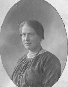 Missionary Karen Margrethe Teilmann Jensen. Sent by DMS to South India 1921. Language studies 1