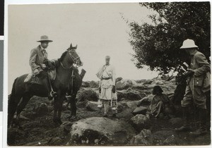 Waßmann and Bahlburg with a beer saleswoman, Ethiopia, 1928