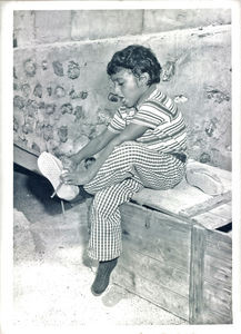 Abdul Munam, foreign minister's son in school in Muscat (1978) Abdul Munam, son of the Foreign