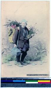 Portrait of an elderly Japanese flower merchant, Japan, ca. 1911