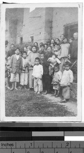 Group of Catholics Tsungkeou, Kaying, China, ca. 1940