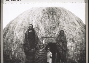 Frauen des Bororo-Häuptlings bei Kishong