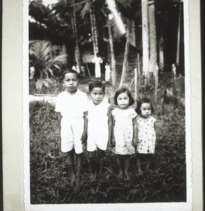 Die Kinder dieser Familie (Erklrg cf. Rückseite