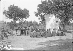 Slide show, Makulane, Mozambique, ca. 1896-1911