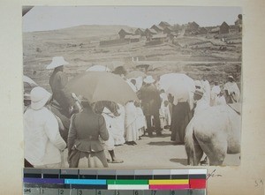 People meeting and greeting Mr. and Mrs. Borchgrevink whom have returned from Norway, Antananarivo, Madagascar, 1901