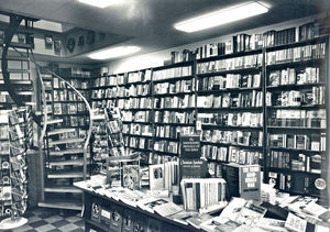 Nyåbnet Tower Bookshop i Beirut i 1971