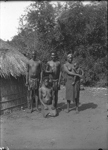 Group of African people, Makulane, Mozambique, ca. 1901-1907