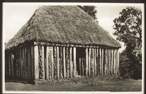 Drinking house in Bali (Grassfield)