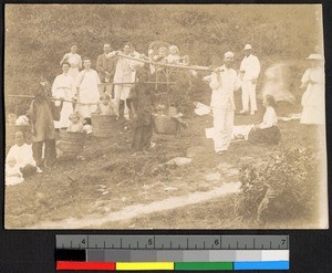 Missionaries and children on a picnic outing, Guangdong, China, ca.1920-1937