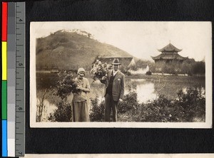 Missionaries with flowers on a picnic, Shaoxing, Zhejiang, China, ca.1930-1940