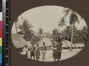 Village scene, Kiribati, 1913-1914