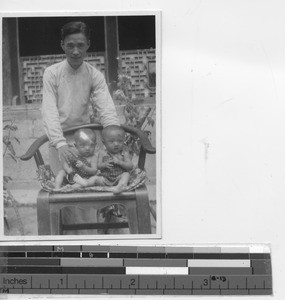 Twins at Erbadan, China, 1940