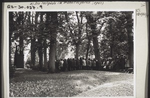 Pastor Buxtorf speaking in Staehelin's garden