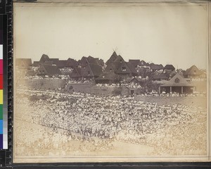 Large crowd gathered for event, Madagascar, ca. 1870