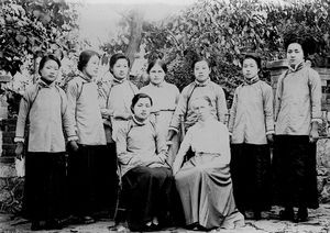 Ellen Nielsen and Nanny Brostrøm with the graduating class from college, summer of 1919