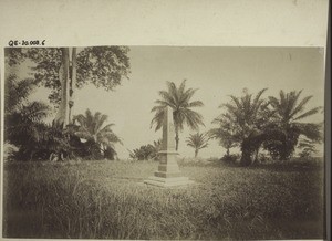 Wuri River, memorial to the soldiers who fell during the Gravenreuth Expedition 1891, Cameroon