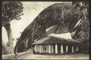 "Buddhist Temple Peradeniya, Kandy, Ceylon."