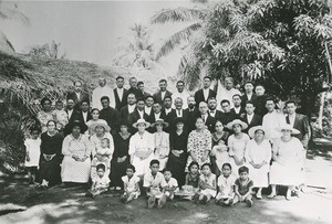 Pastoral retreat with missionary women and pupils of the Hermon theological school with their families, Papeete, 1938