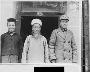 Moslem ahung, merchant, and soldier in Guyuan, Ningxia Huizu Zizhiqu, China, 1936