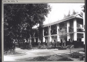 Frauen-Krankenhaus i. Kayin. 1932