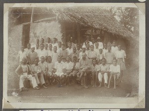 Missionary Fritze with confirmands, Tanzania, ca.1926-1940