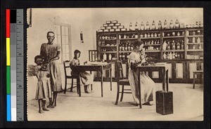 Women seated in a laboratory, Congo, ca.1920-1940