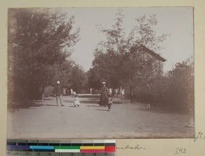 Hans Smith together with his family, Ambato courtyard, Ambatofinanadrahana, Madagascar, 1901