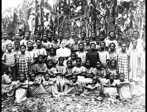 Girls' boarding school in Odumase. Miss Guggenbühl