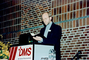 DMS-repræsentantskabsmøde på Nyborg Strand i 1995. Paul Kofoed Christiansen fra Roskilde, bestyrelsesmedlem