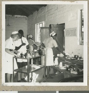 Practical exam, Chogoria, Kenya, ca.1960