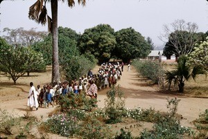 Students outside Ngaoundéré mission, Adamaoua, Cameroon, 1953-1968