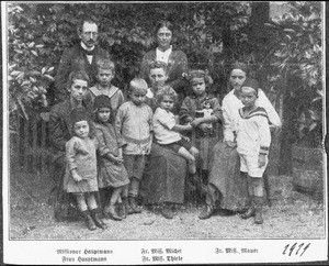 Missionaries and their families, Tanzania, 1919