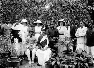 Missionary Agathe Berg with coworkers in Madras 1912