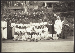 Orphanage in Kotageri 1910. (Mr Lechler)