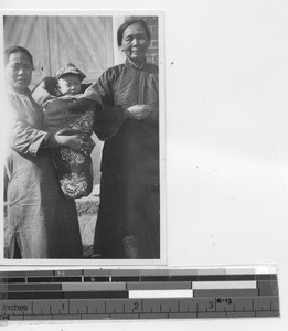 Mother and baby at Xinbin, China, 1936