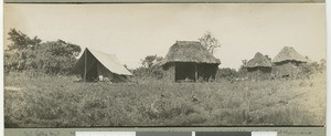 Out-school under construction, Eastern province, Kenya, ca.1924