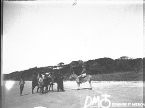 Swiss missionaries on a journey, Makulane, Mozambique, ca. 1896-1911