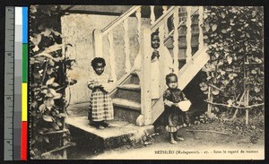 Eating outdoors, Madagascar, ca.1920-1940