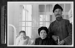 Parents visiting patient, Jinan, Shandong, China, 1941