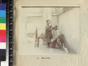 A Chinese barber and customer, Fujian province, China, ca. 1888-1906