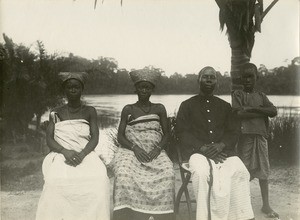 Along the Ogooue river, in Gabon