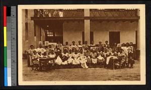 Girls with handiwork, Nigeria, ca.1920-1940