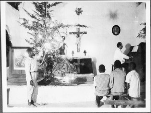 Christmas service, Gonja, Tanzania, ca.1927-1938