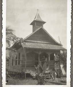 Chapel in Nanga Boelik, seen from the side of the river