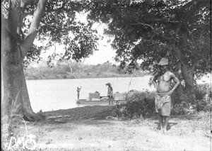 Boat on the Great Usutu, Makulane, Mozambique, ca 1896-1911