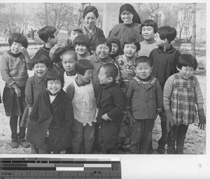 The class at the Japanese Mission at Fushun, China, 1936